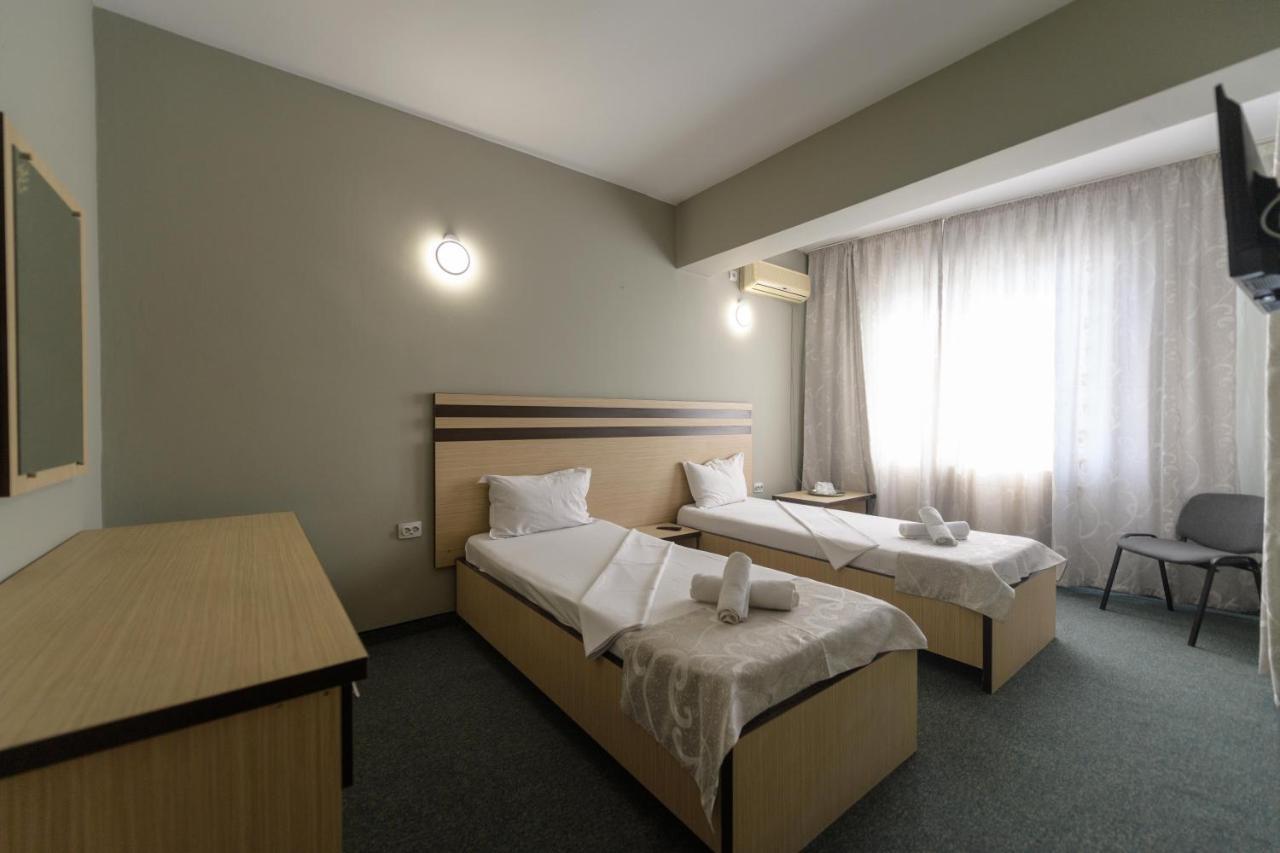 Hotel Cora Constanta Luaran gambar